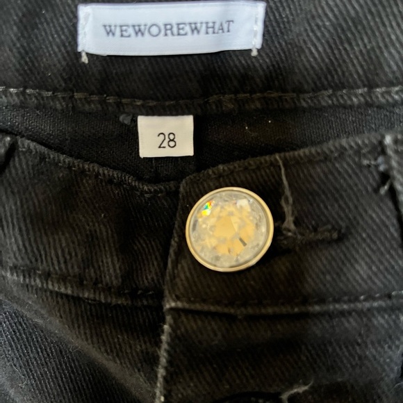 ❤️HOST PICK❤️We Wore What jeans - Picture 4 of 5